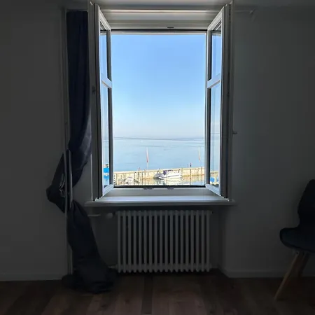 Lakeside - Easy Self Check-in