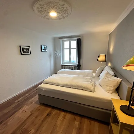 Lakeside - Easy Self Check-in Роршах