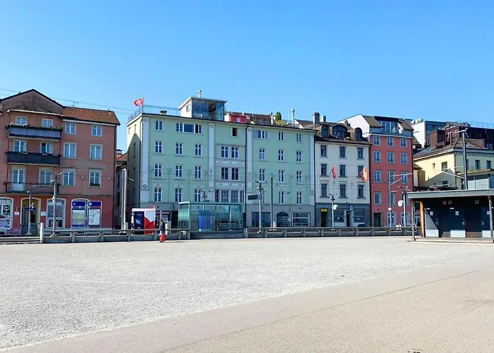 Lakeside - Easy Self Check-in * Rorschach