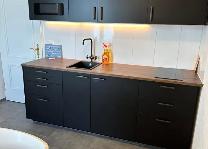 Lakeside - Easy Self Check-in Rorschach