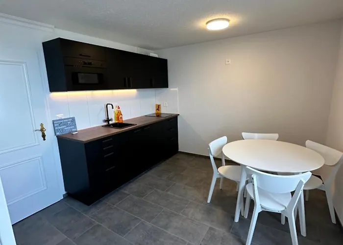 Lakeside - Easy Self Check-in