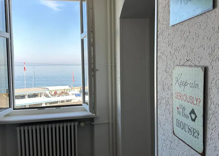 Lakeside - Easy Self Check-in * Rorschach