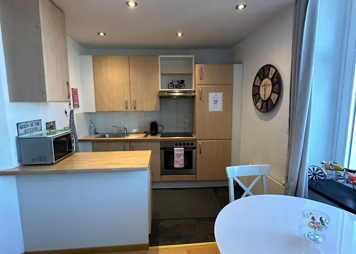 Lakeside - Easy Self Check-in